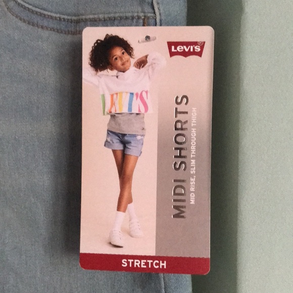 Levi’s girl’s mid rise midi shorts - Picture 2 of 7
